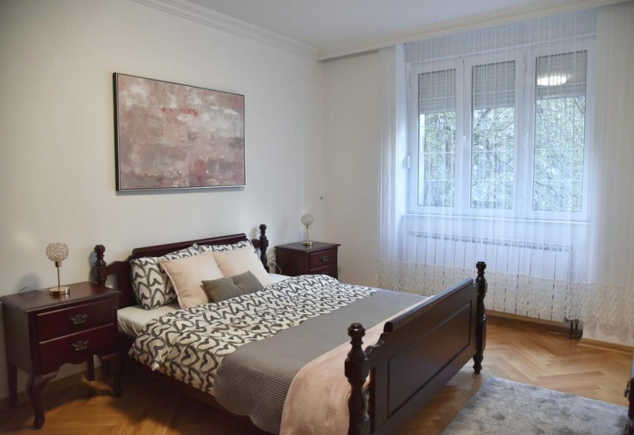 Apartment Carpe diem in Belgrad Exterior foto